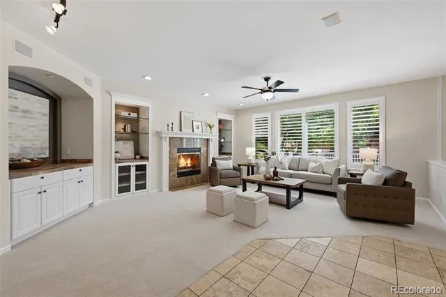 5498 S Helena Street Aurora, CO 80015