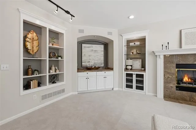 5498 S Helena Street Aurora, CO 80015
