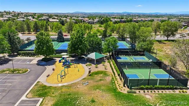 5498 S Helena Street Aurora, CO 80015