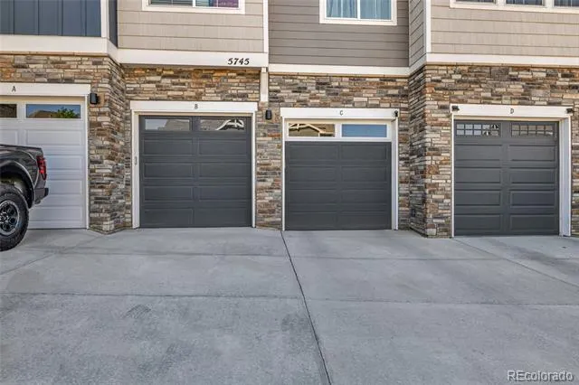 5745 S Buchanan Court #B Aurora, CO 80016