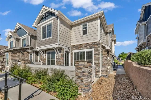 5745 S Buchanan Court #B Aurora, CO 80016