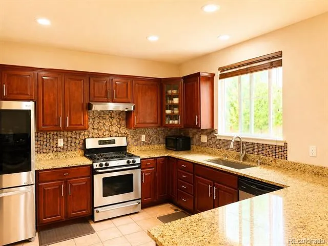 17560 E 104th Place Commerce City, CO 80022