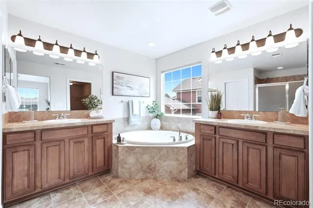 6483 S Irvington Way Aurora, CO 80016