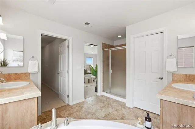 6483 S Irvington Way Aurora, CO 80016