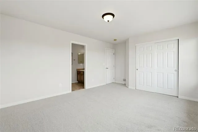 6483 S Irvington Way Aurora, CO 80016