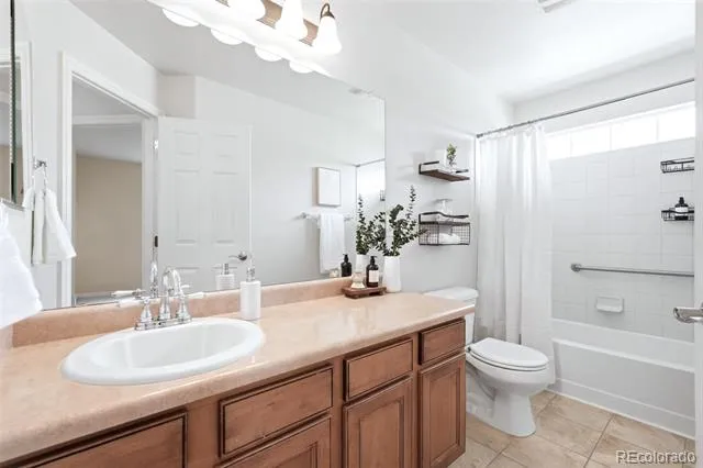 6483 S Irvington Way Aurora, CO 80016