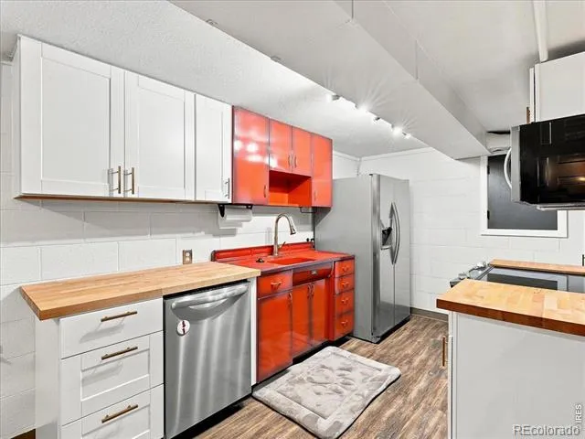 1805 Empire Avenue Loveland, CO 80538