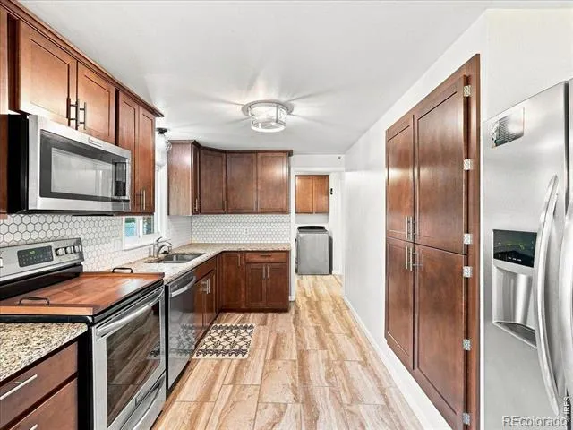 1805 Empire Avenue Loveland, CO 80538