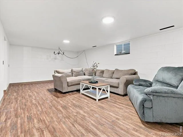 1805 Empire Avenue Loveland, CO 80538
