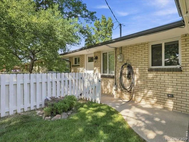 1805 Empire Avenue Loveland, CO 80538