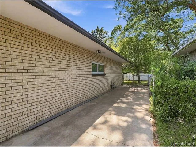 1805 Empire Avenue Loveland, CO 80538