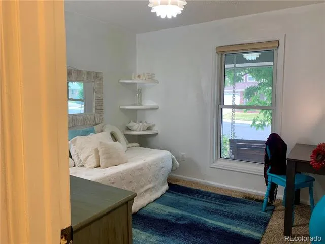 8266 S Logan Court Littleton, CO 80122
