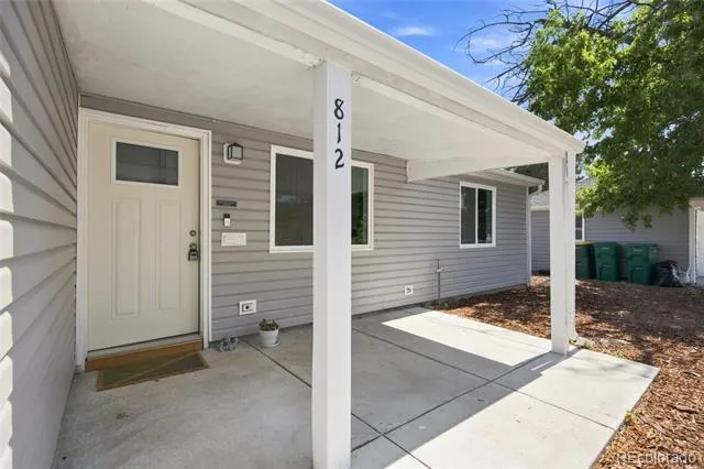 812 Geneva Street Aurora, CO 80010
