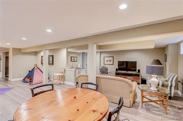 3624 S Ivory Court Aurora, CO 80013