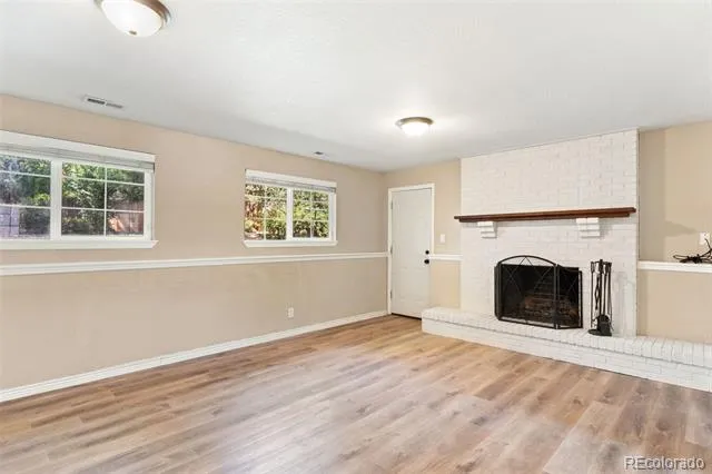 1724 Wooten Road Colorado Springs, CO 80915