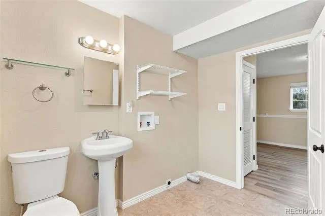 1724 Wooten Road Colorado Springs, CO 80915
