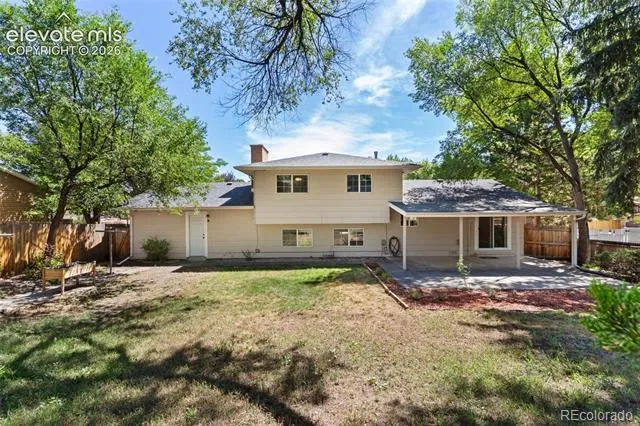 1724 Wooten Road Colorado Springs, CO 80915