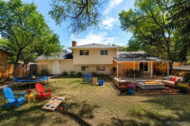 1724 Wooten Road Colorado Springs, CO 80915