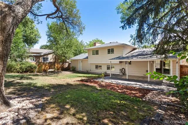 1724 Wooten Road Colorado Springs, CO 80915