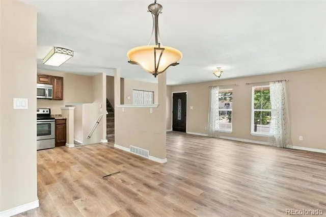 1724 Wooten Road Colorado Springs, CO 80915