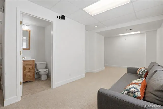 8814 S Field Court Littleton, CO 80128