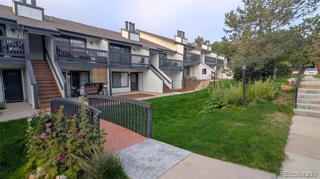 532 Oakwood Drive #D103 Castle Rock, CO 80104