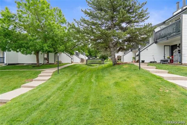 532 Oakwood Drive #D103 Castle Rock, CO 80104
