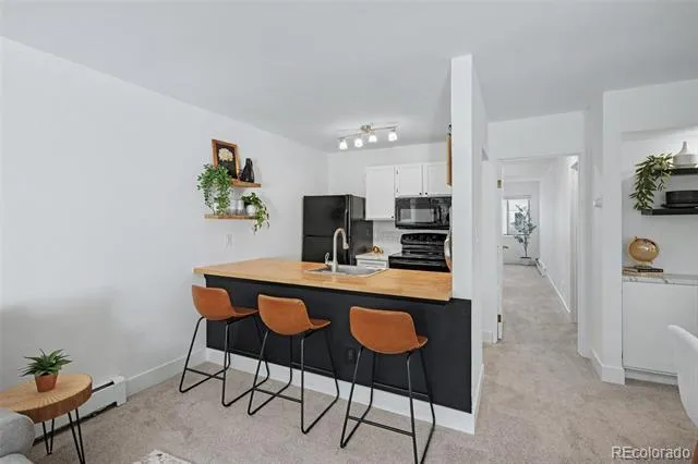 532 Oakwood Drive #D103 Castle Rock, CO 80104