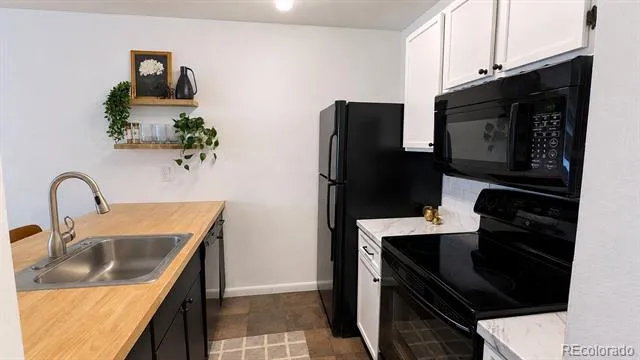 532 Oakwood Drive #D103 Castle Rock, CO 80104