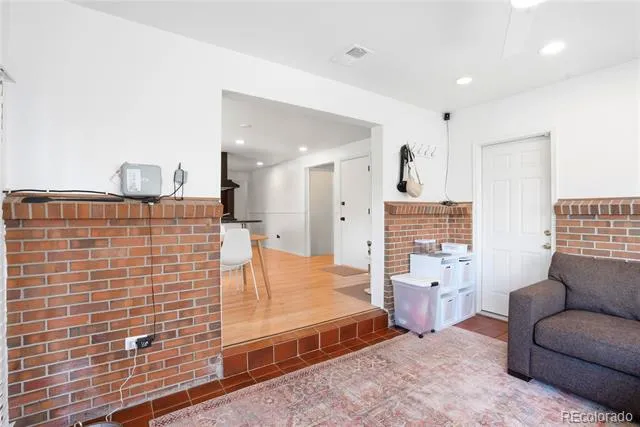 2779 S Meade Street Denver, CO 80236