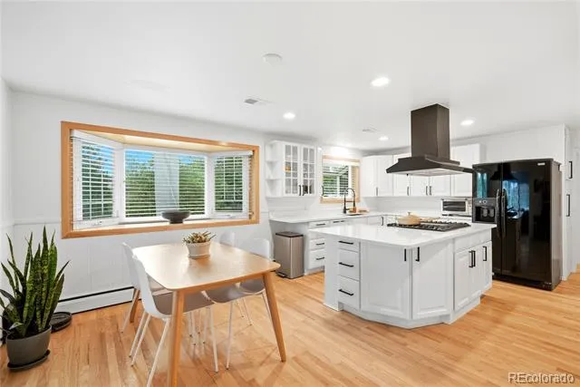 2779 S Meade Street Denver, CO 80236