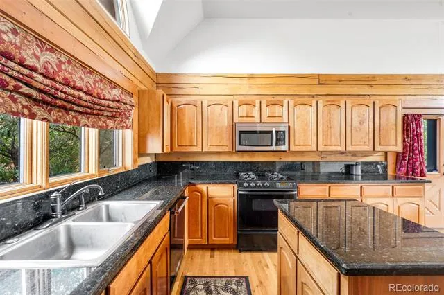 8231 Firethorn Drive Loveland, CO 80538