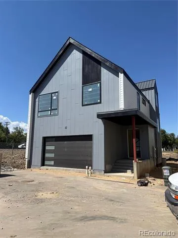 633 Lombardi Circle