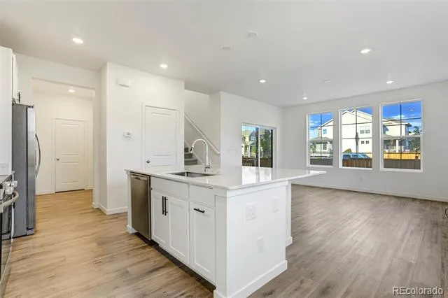 9048 Bondcliff Lane Parker, CO 80134
