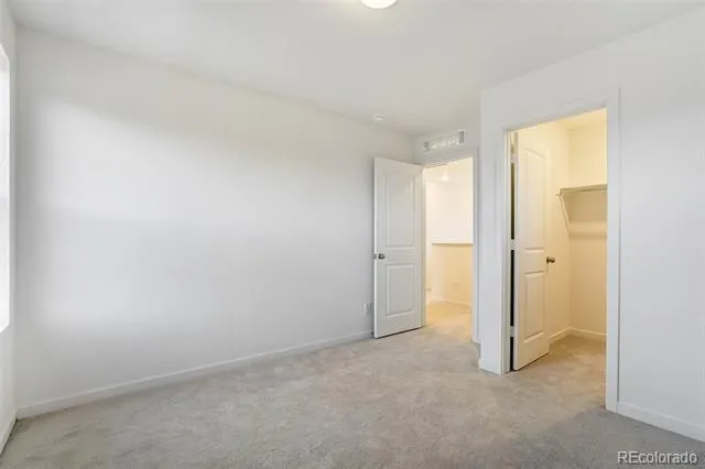 9048 Bondcliff Lane Parker, CO 80134