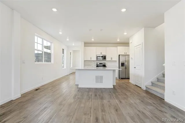 9048 Bondcliff Lane Parker, CO 80134