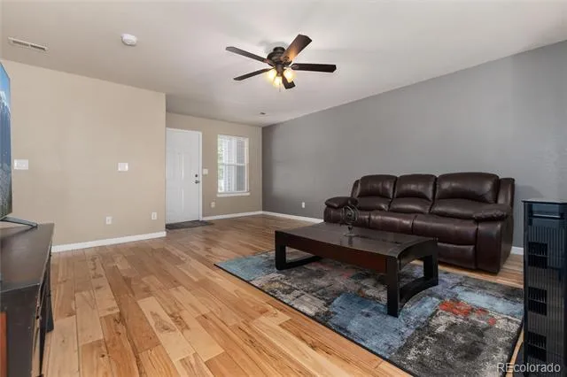 7831 S Kittredge Circle Englewood, CO 80112