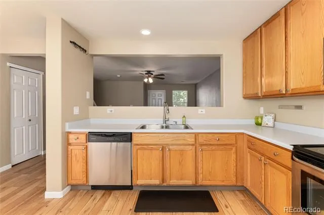 7831 S Kittredge Circle Englewood, CO 80112