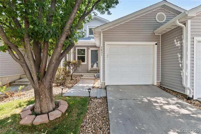 7831 S Kittredge Circle Englewood, CO 80112