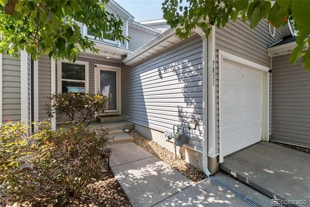 7831 S Kittredge Circle Englewood, CO 80112