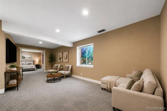 8592 W Eden Drive Littleton, CO 80127