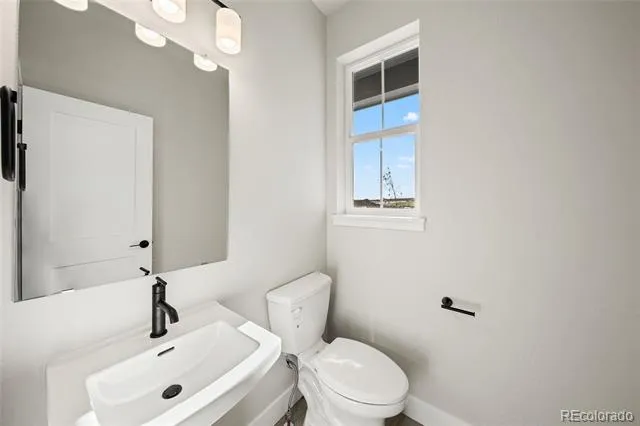 8669 Leaf Sedge Lane Littleton, CO 80125