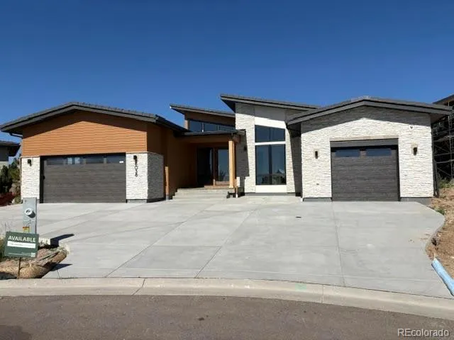 8038 Vestal Peak Court Castle Rock, CO 80108