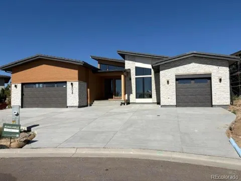 8038 Vestal Peak Court