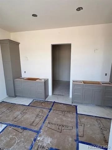 8038 Vestal Peak Court Castle Rock, CO 80108