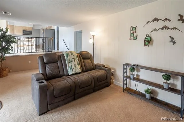 3404 S Ouray Way Aurora, CO 80013