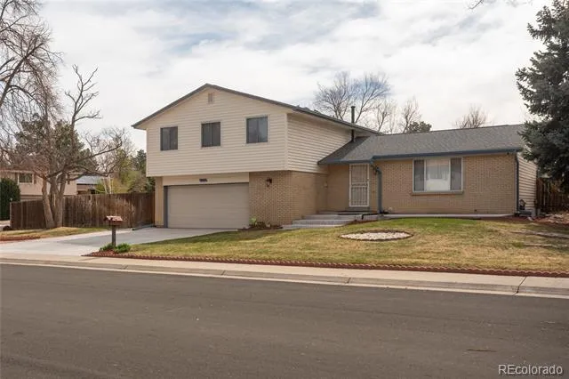 3404 S Ouray Way Aurora, CO 80013