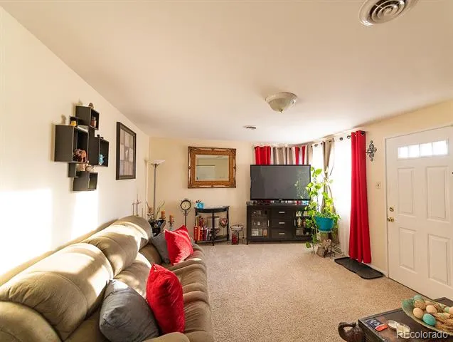 6571 Porter Way Commerce City, CO 80022