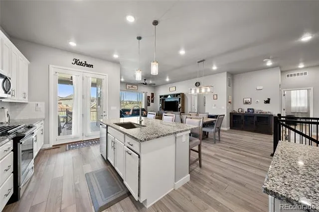 5165 Lake Terrace Lane Longmont, CO 80504