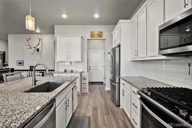 5165 Lake Terrace Lane Longmont, CO 80504